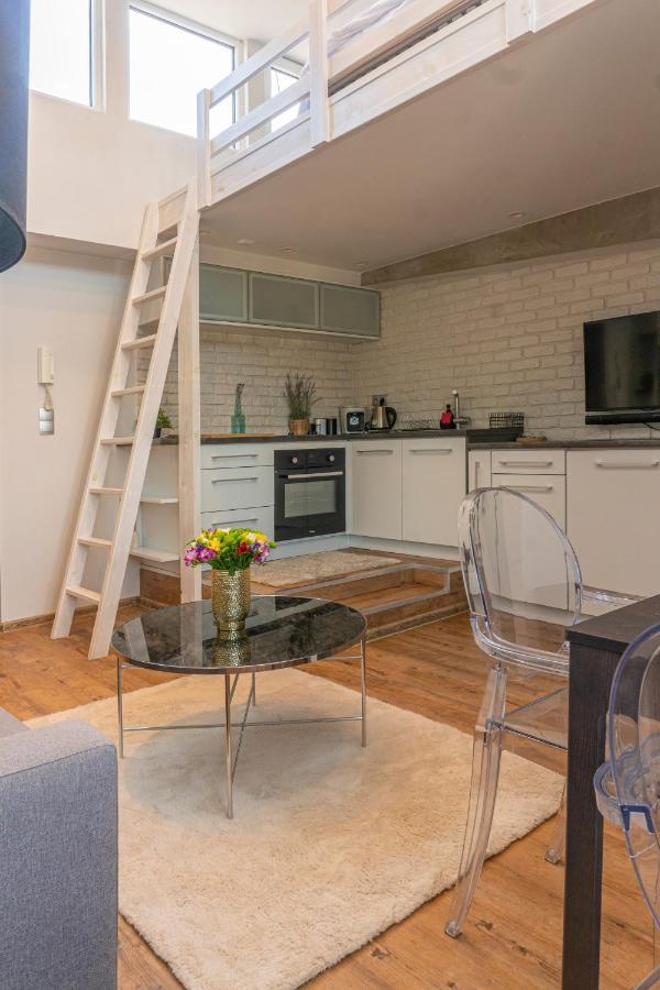 Warynskiego 9 - Piekna Panorama Miasta - Smart Tv 42 Cale - Wifi - Ekspres Kapsulkowy - W Pelni Wyposazona Kuchnia Varsovie Extérieur photo